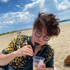 Meet your Posher, Johnny